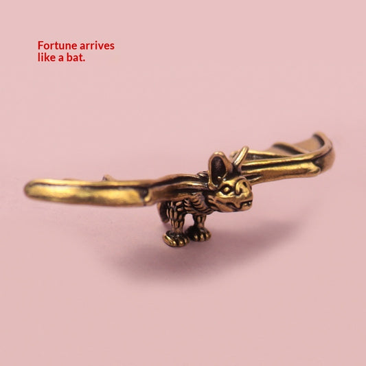 Creative Bat Figurine Brass Craftwork