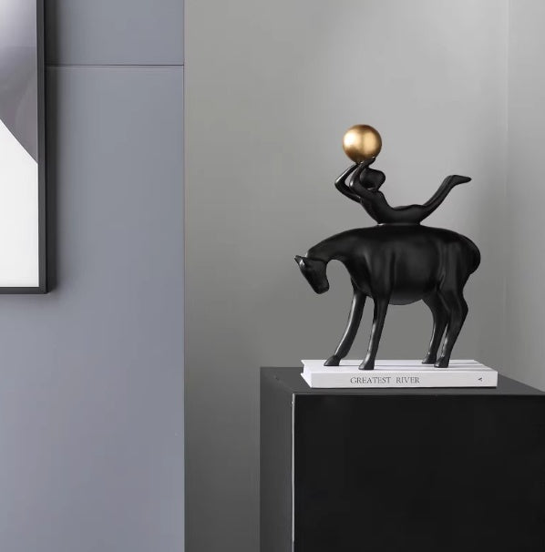 Modern Home Decor Ornaments Light-luxury Art Pieces For The Living Room